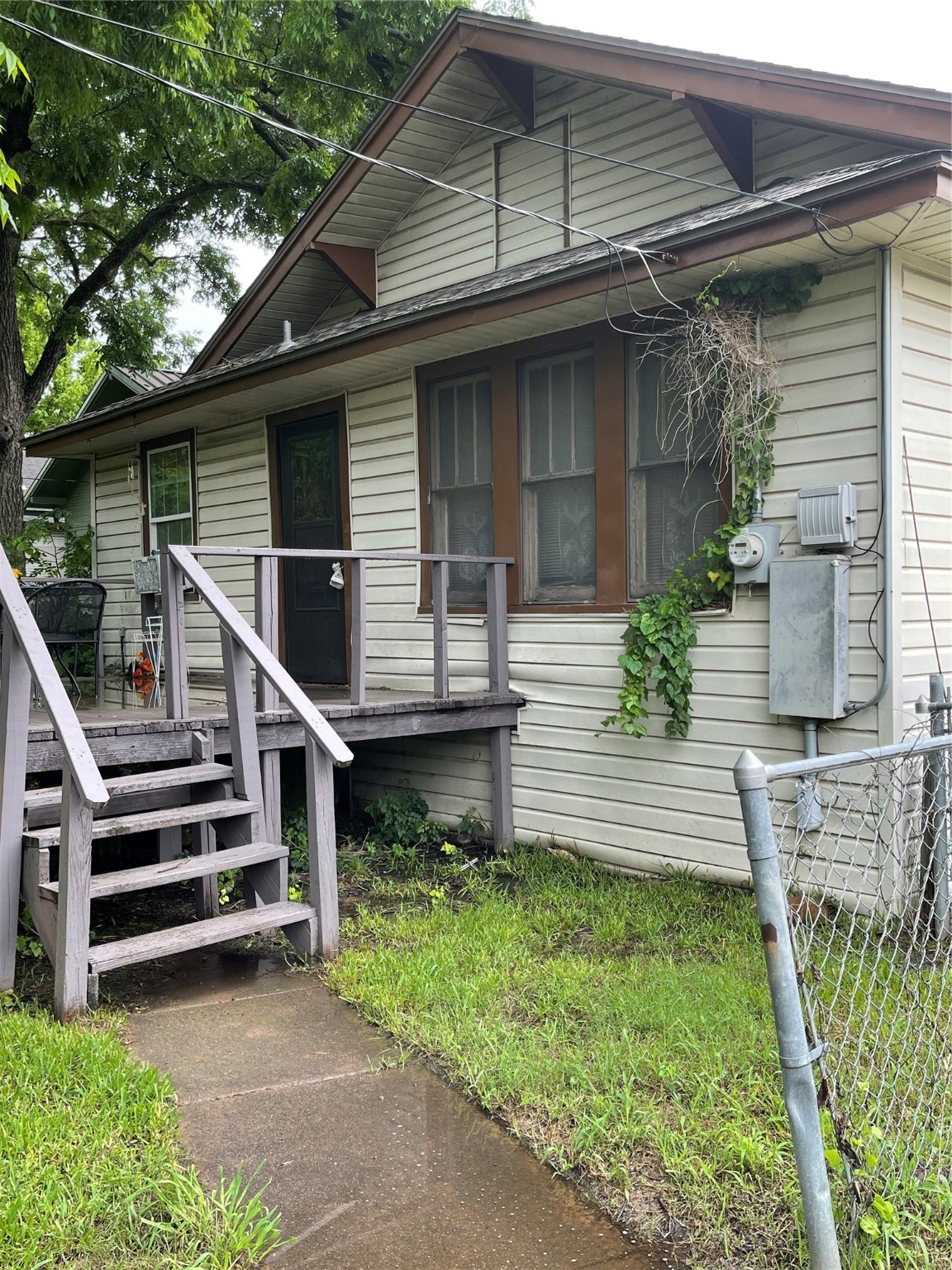 408 N Woods Street Sherman TX 75092