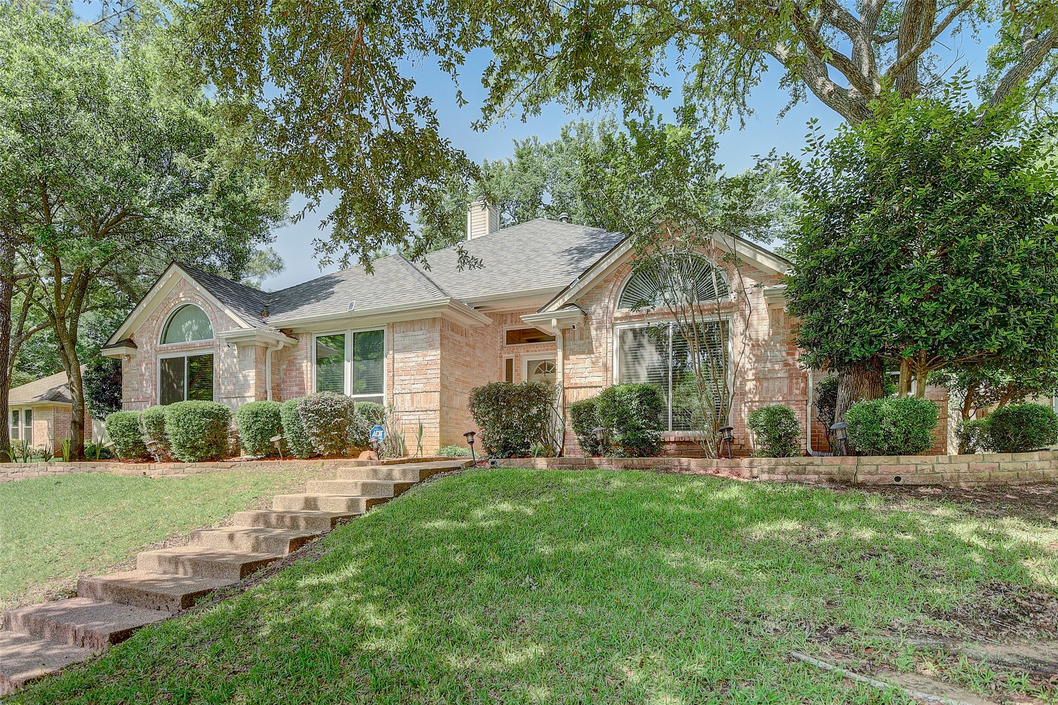 6104 Red Fern Drive Arlington TX 76001