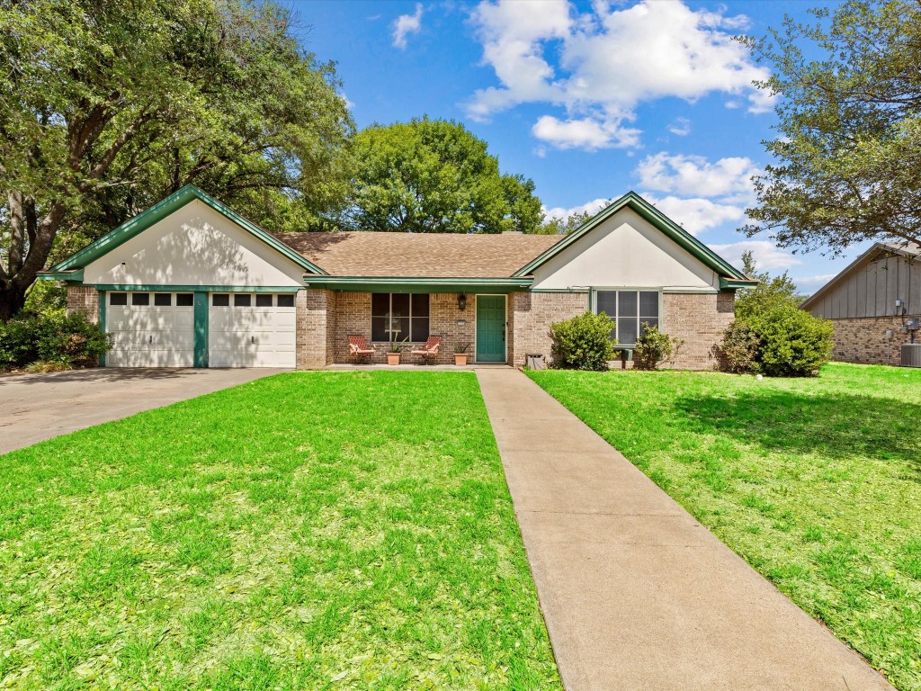 1114 Willowcreek Road Cleburne TX 76033