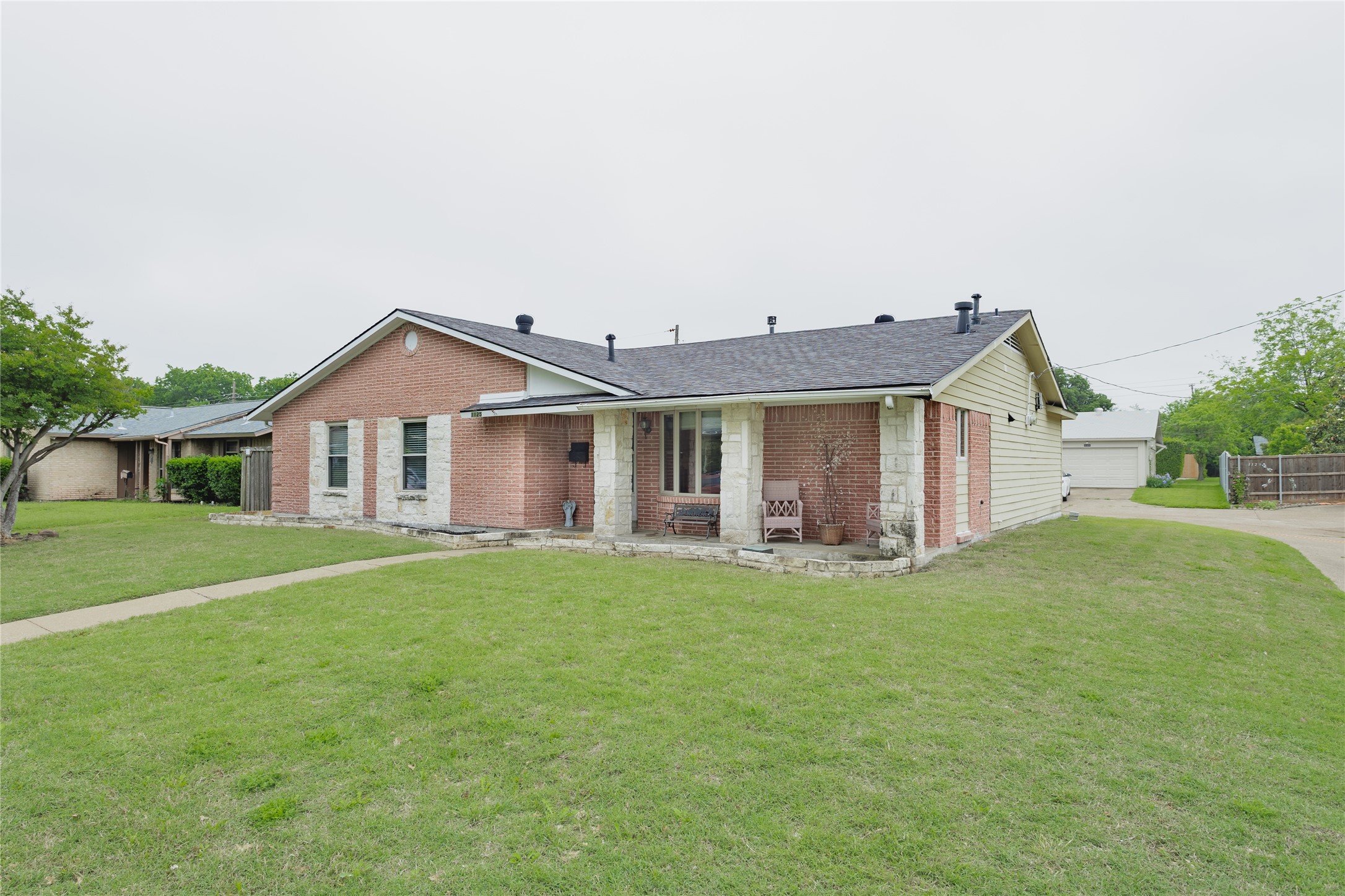 1125 Shadyglen Circle Richardson TX 75081