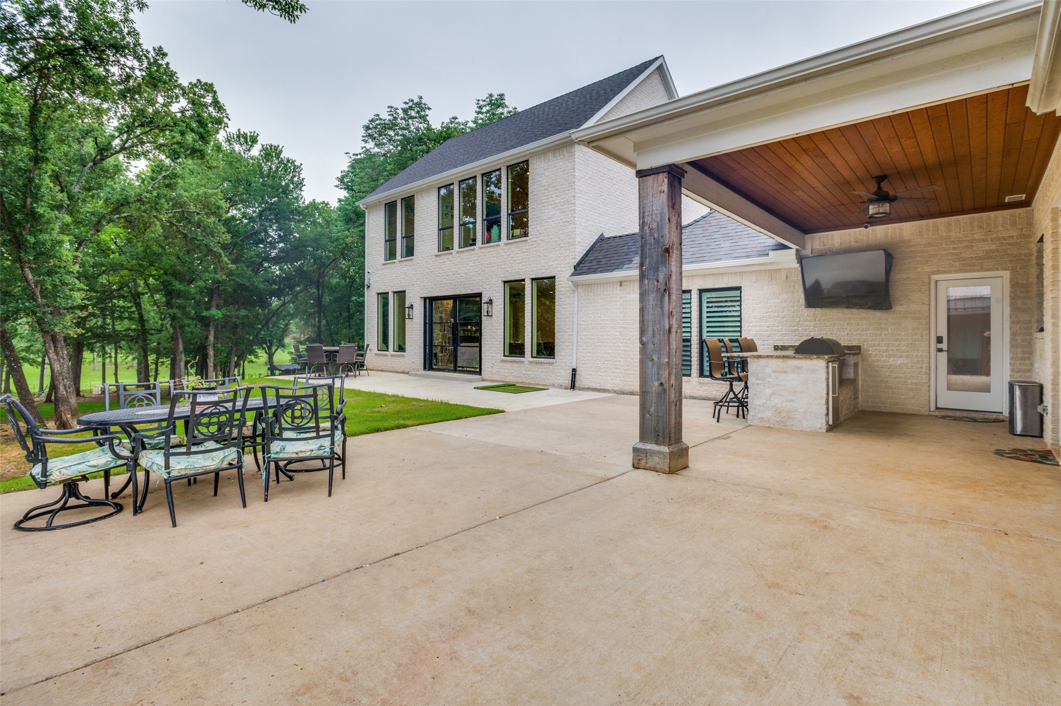 586 Rustic Oaks Road Combine TX 75159