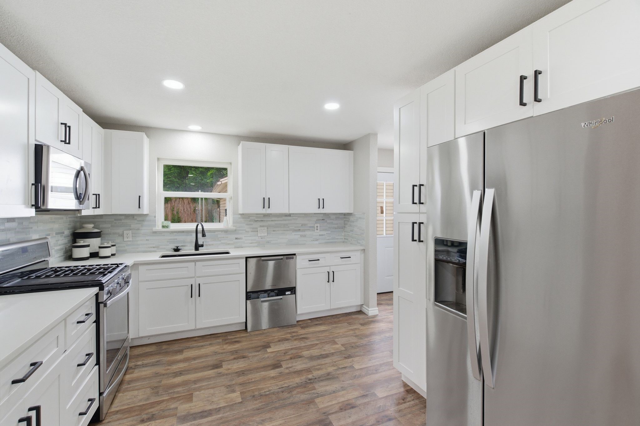 1900 Charleston Drive Bedford TX 76022