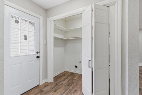 1900 Charleston Drive Bedford TX 76022