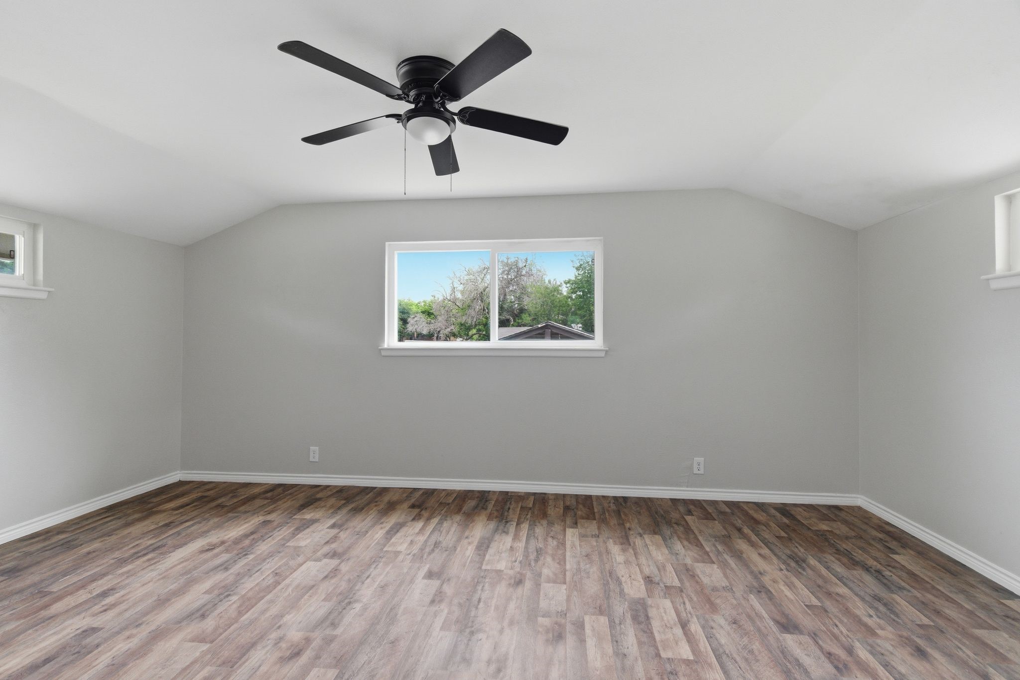 1900 Charleston Drive Bedford TX 76022