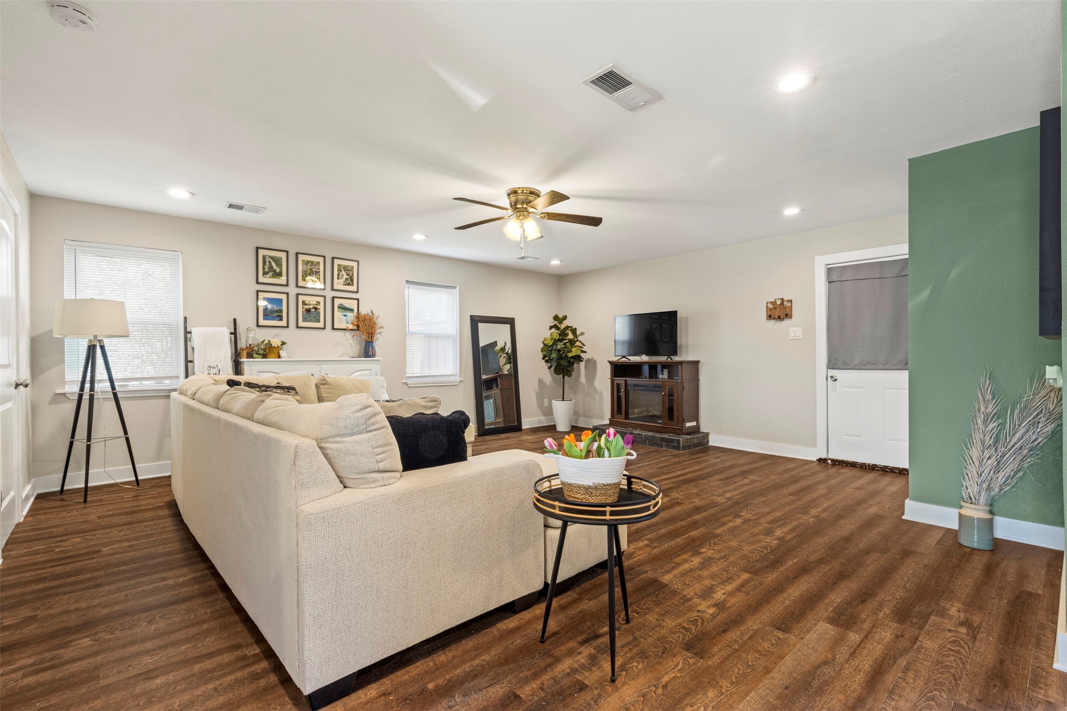 2425 Larchmont Drive Mesquite TX 75150