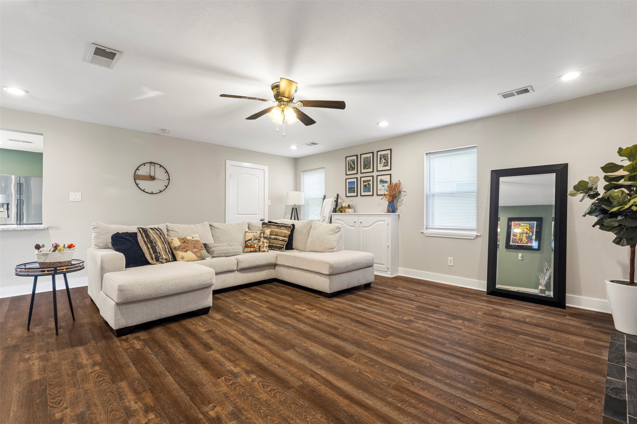 2425 Larchmont Drive Mesquite TX 75150
