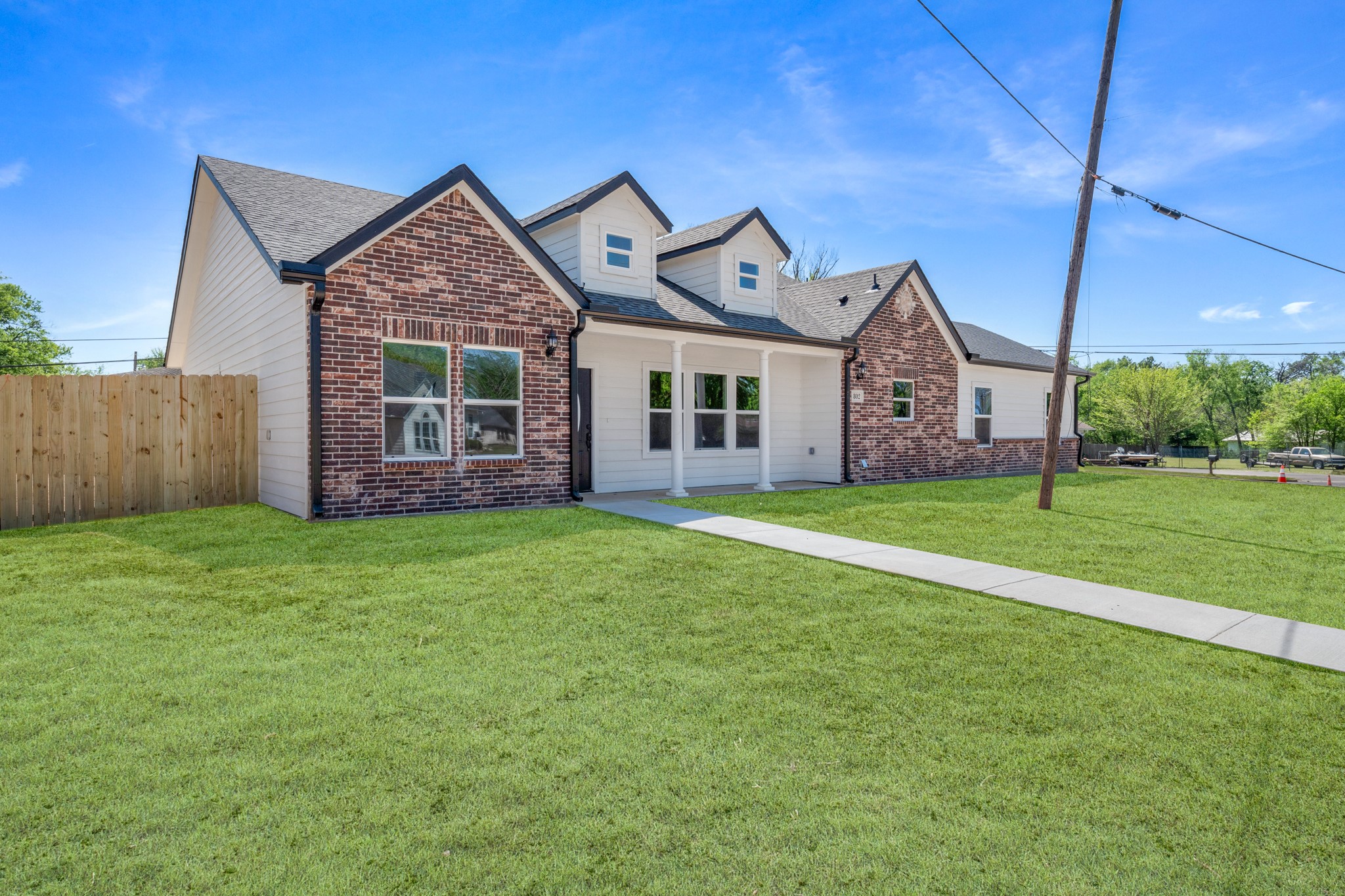 802 Jefferson Street E Sulphur Springs TX 75482