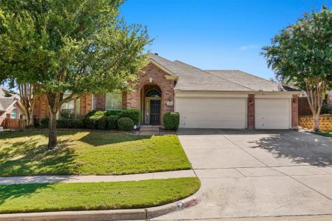 1612 Babbling Brook Drive Grand Prairie TX 75050