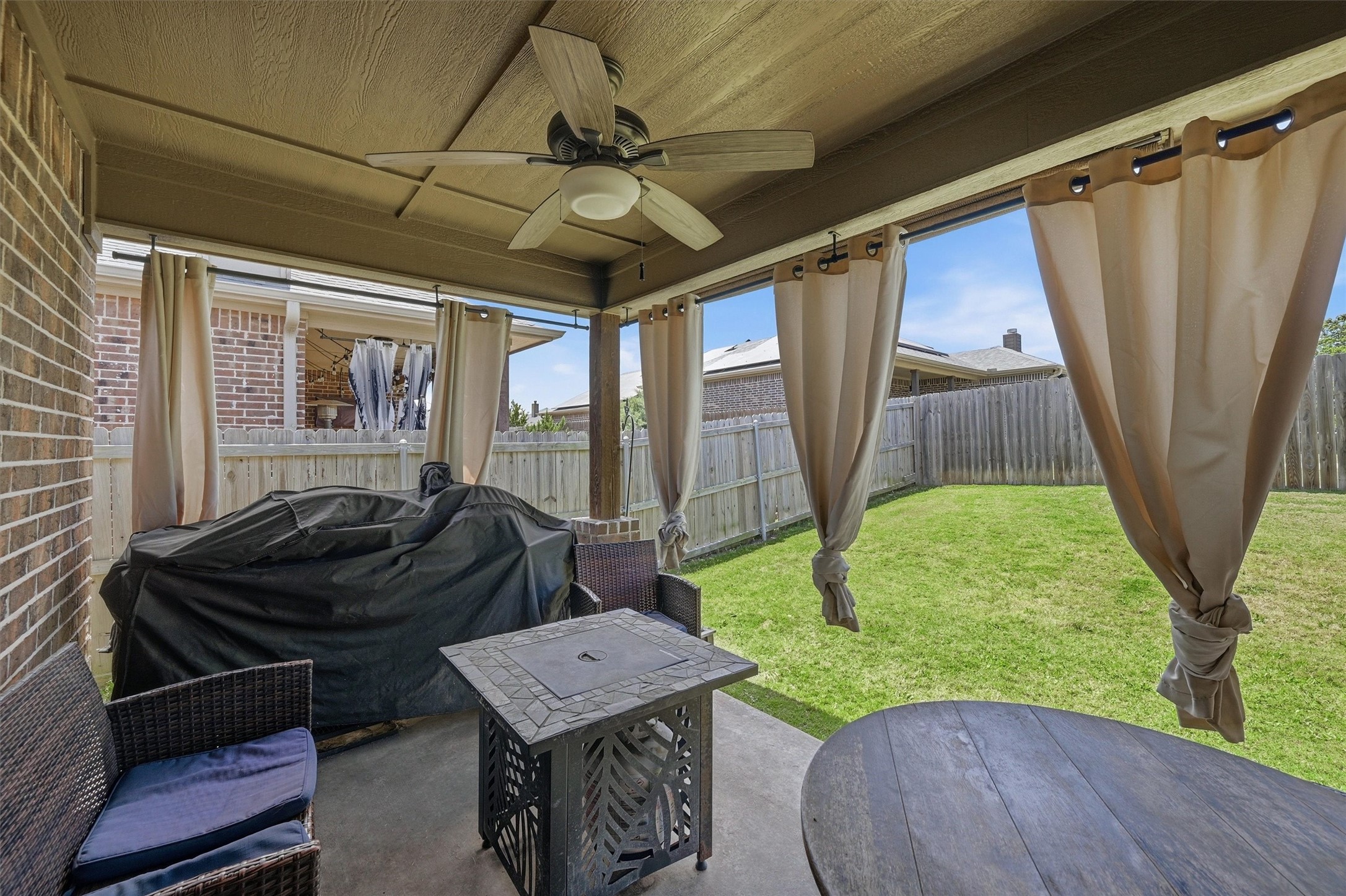 2214 Southridge Lane Sherman TX 75092