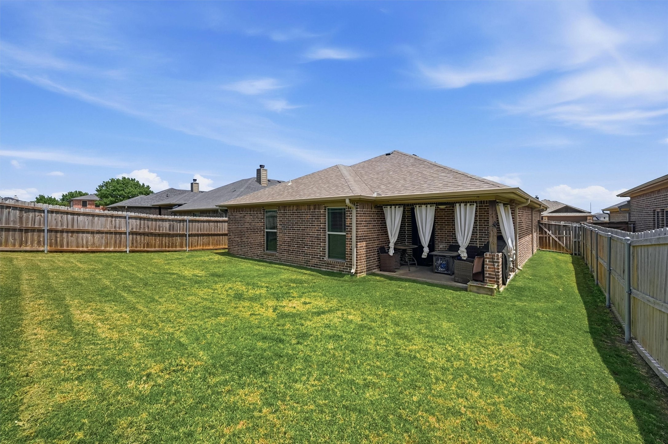 2214 Southridge Lane Sherman TX 75092