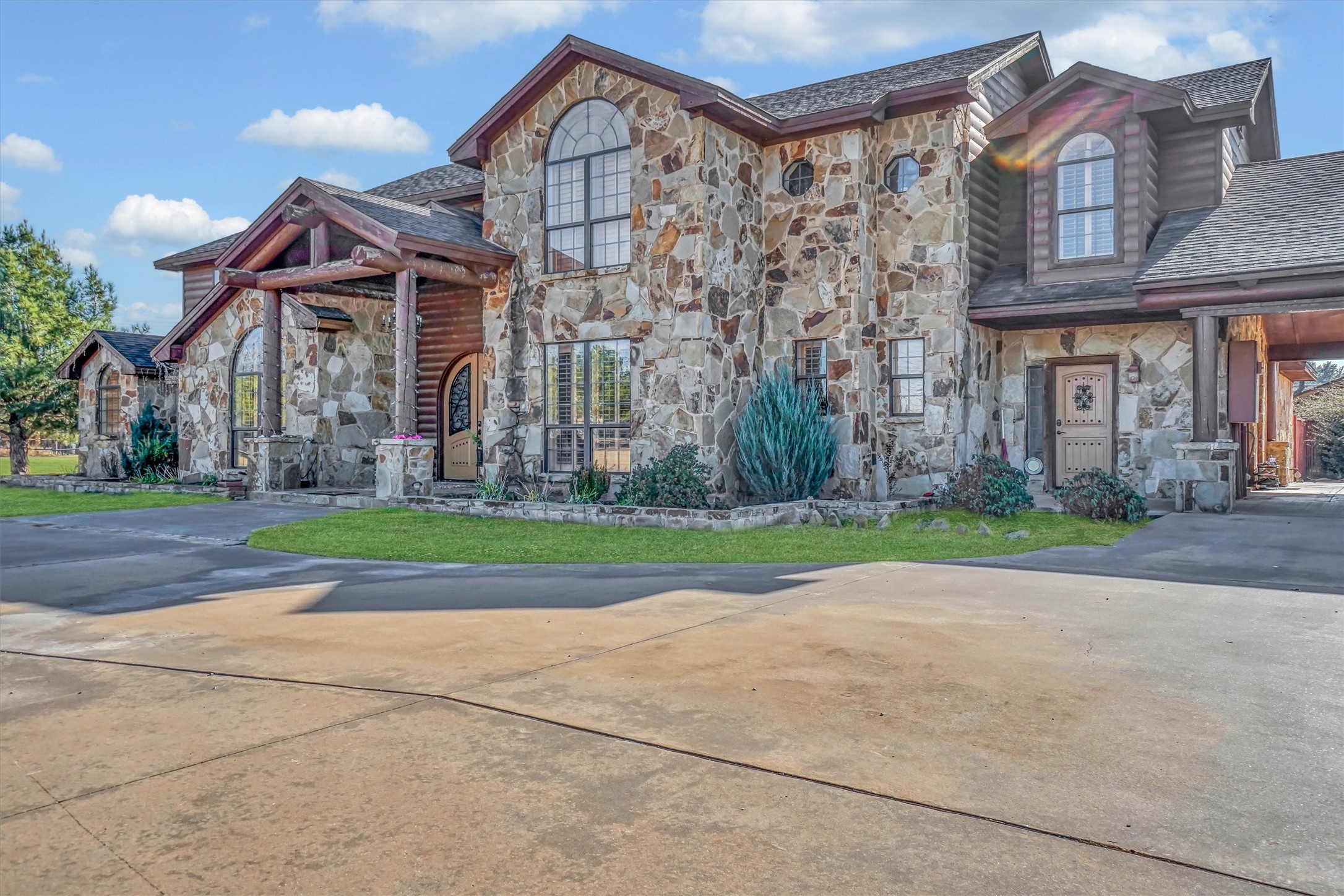 4517 Cottonwood Lane Vernon TX 76384