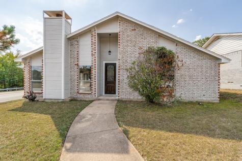 621 SW 17th Street Grand Prairie TX 75051