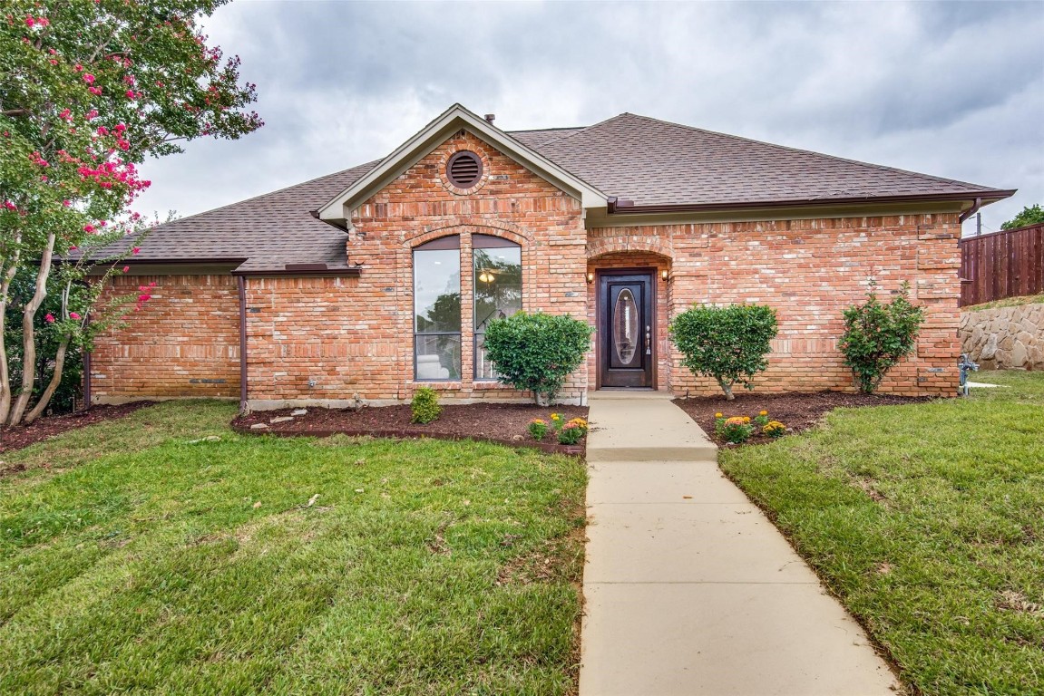 3524 Briarcliff Court N Irving TX 75062