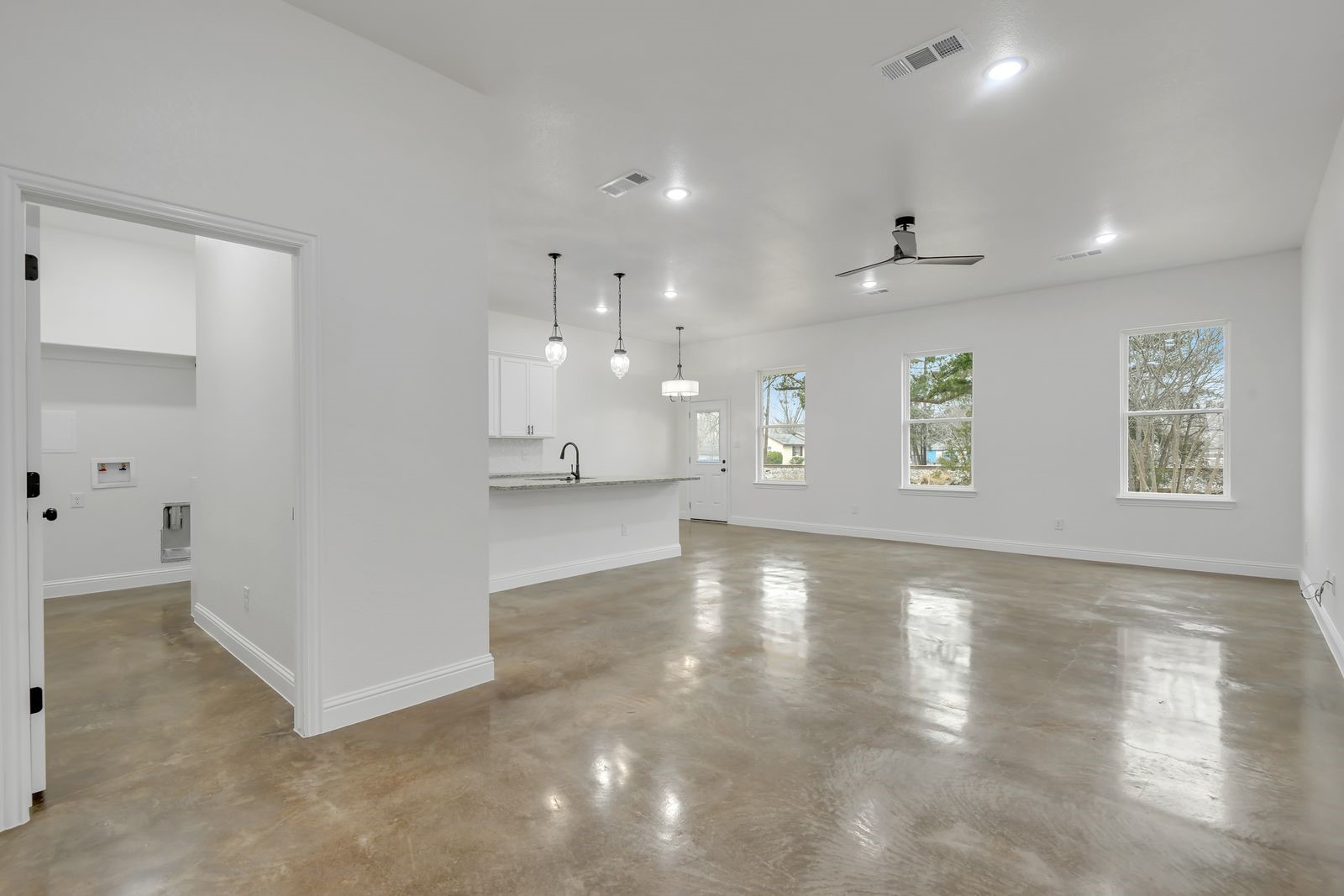 605 N Getzendaner Street Waxahachie TX 75165