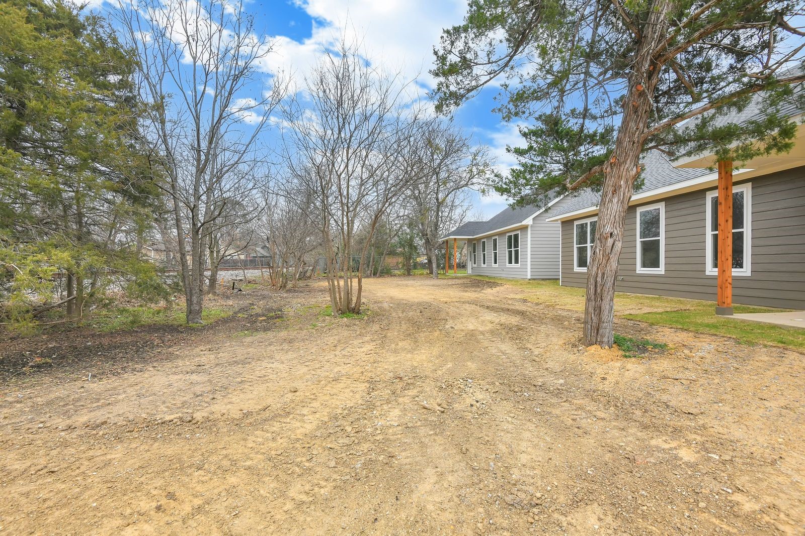 605 N Getzendaner Street Waxahachie TX 75165