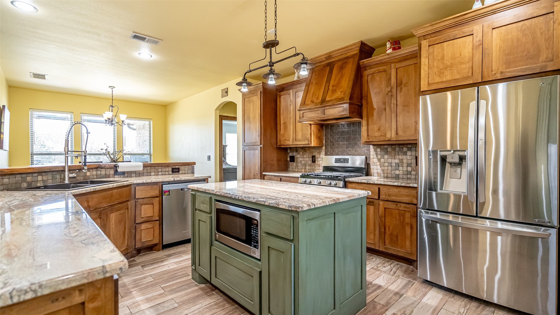 114 Woodlot Lane Azle TX 76020