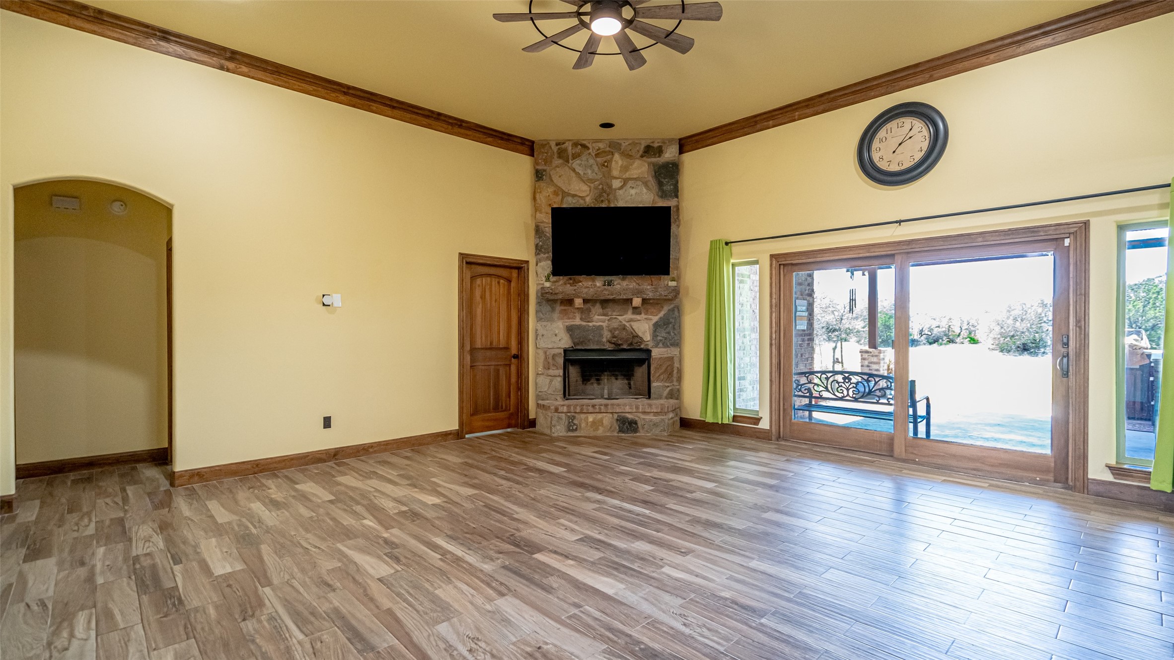 114 Woodlot Lane Azle TX 76020