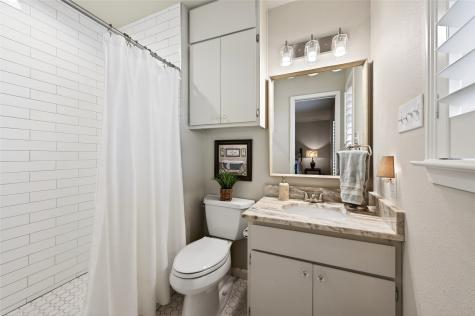 2215 Oak Creek Drive Sherman TX 75092
