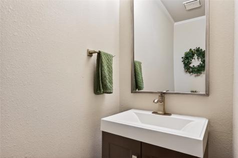 2215 Oak Creek Drive Sherman TX 75092