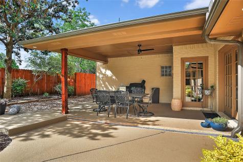 2215 Oak Creek Drive Sherman TX 75092