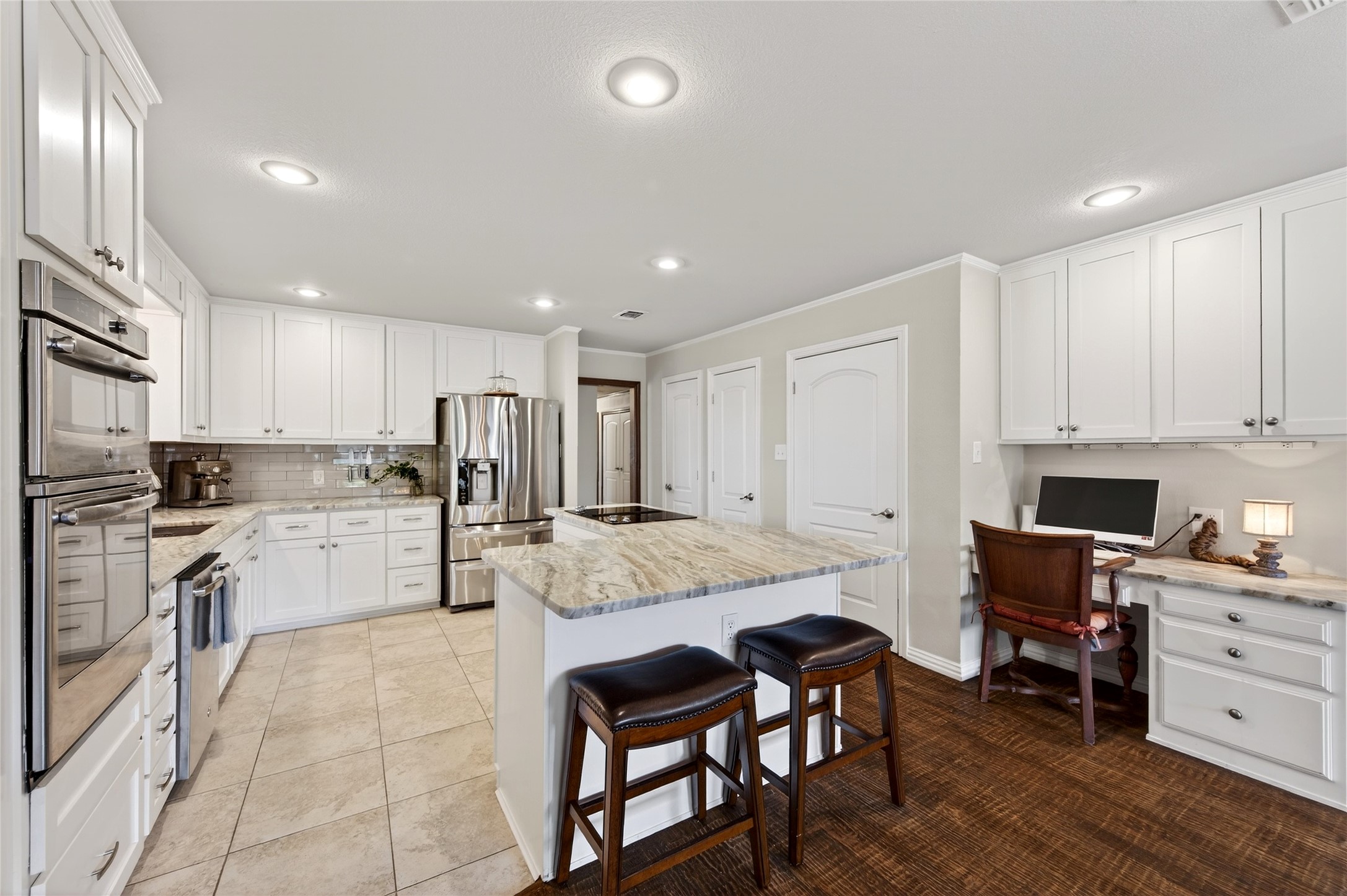2215 Oak Creek Drive Sherman TX 75092