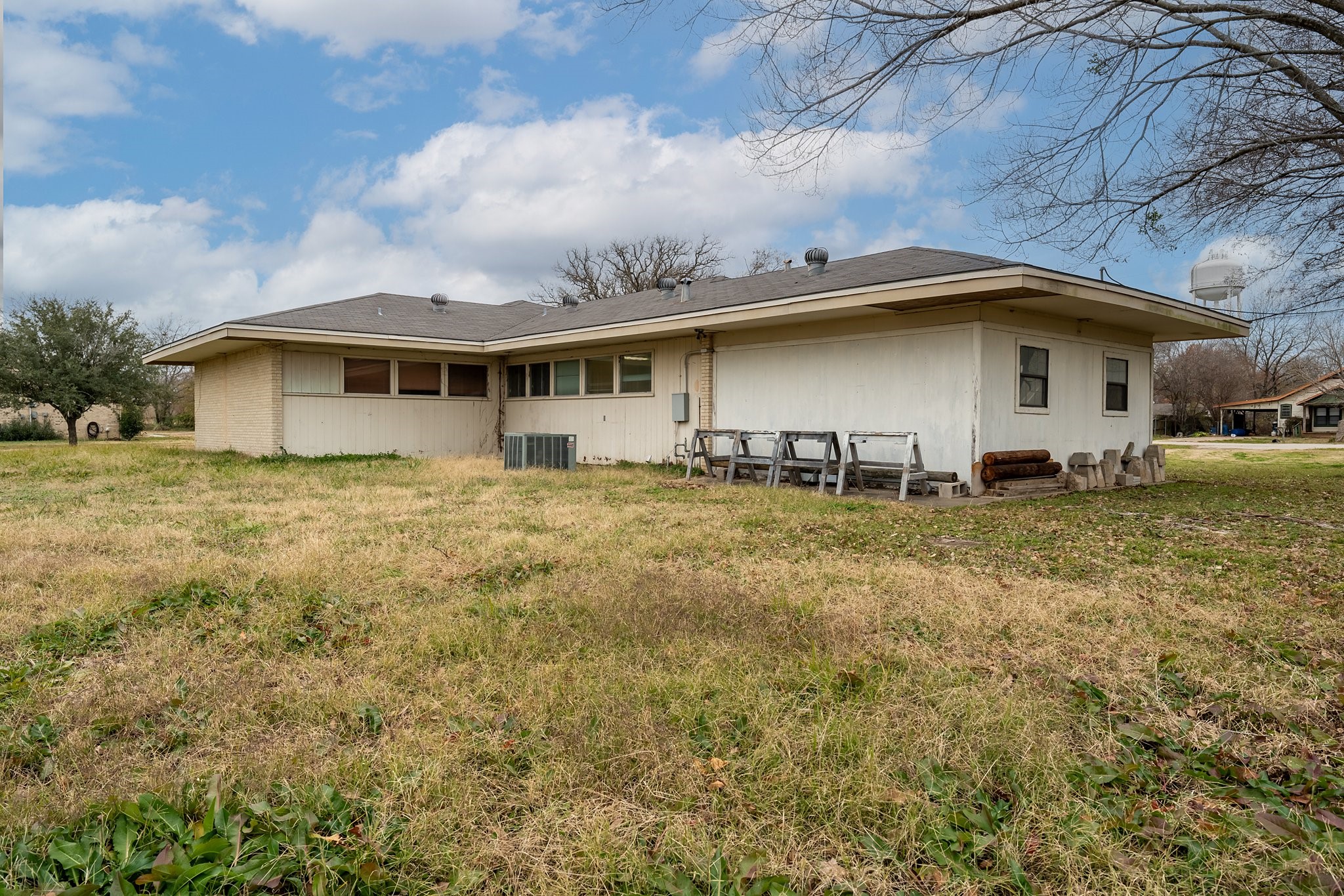 407 S Crockett Edgewood TX 75117