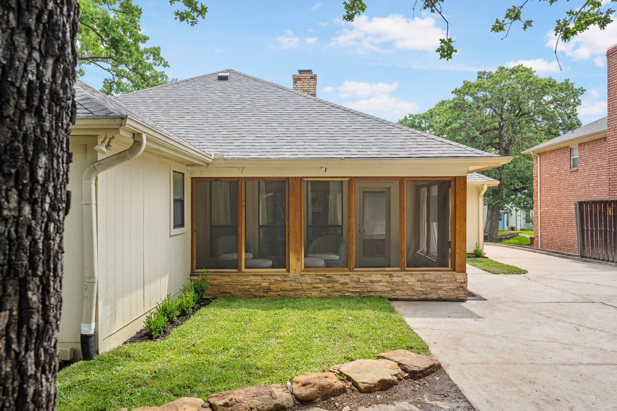 6709 Johns Court Arlington TX 76016