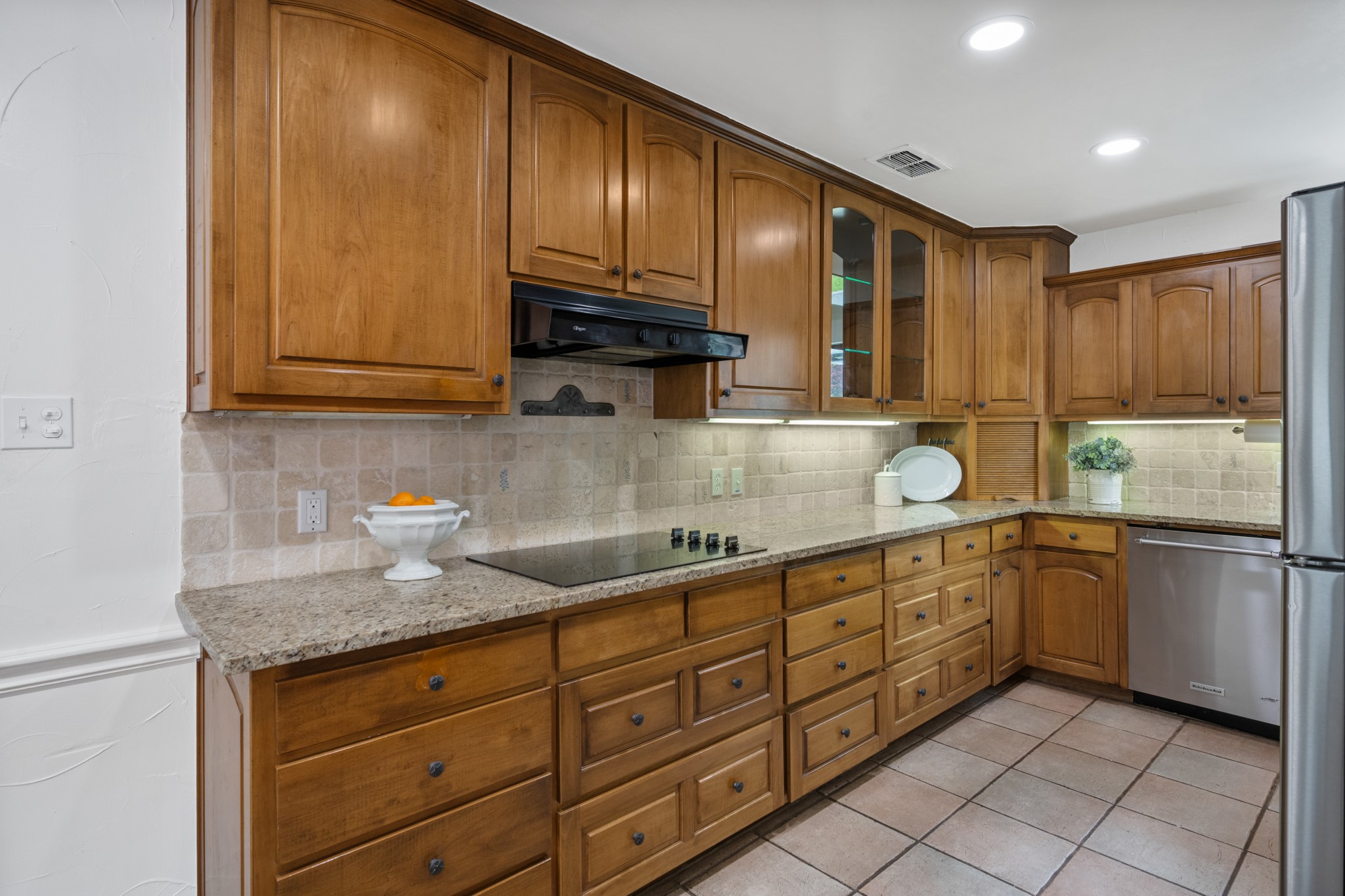 6709 Johns Court Arlington TX 76016