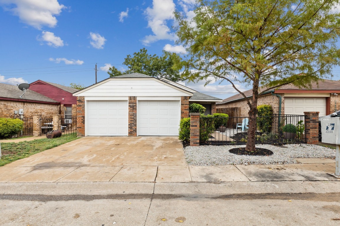 1143 Lombard Lane Duncanville TX 75137