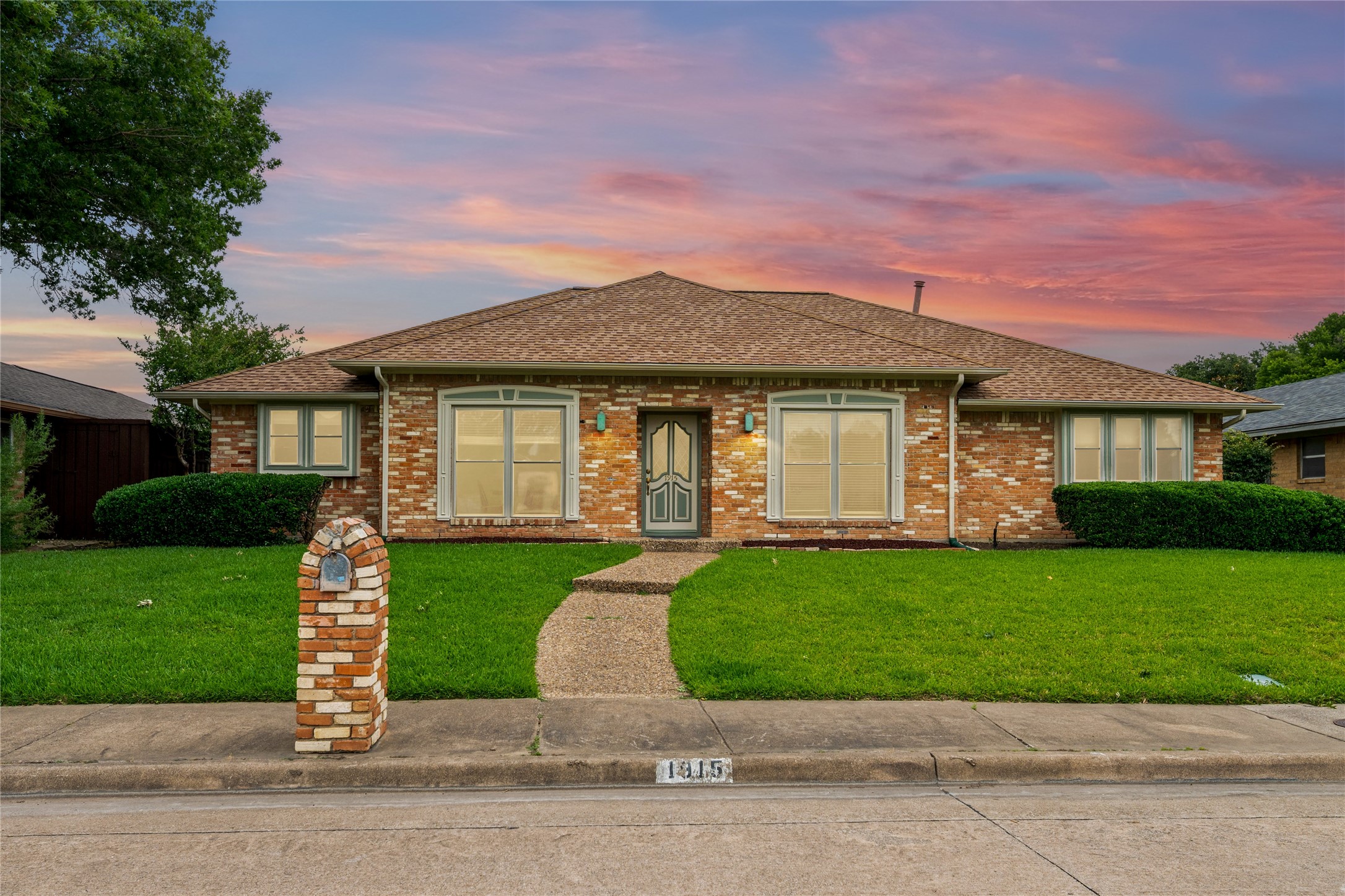 1915 Camden Way Carrollton TX 75007