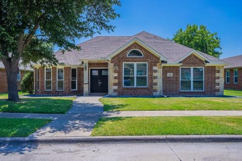 4822 Crestpoint Lane Garland TX 75043