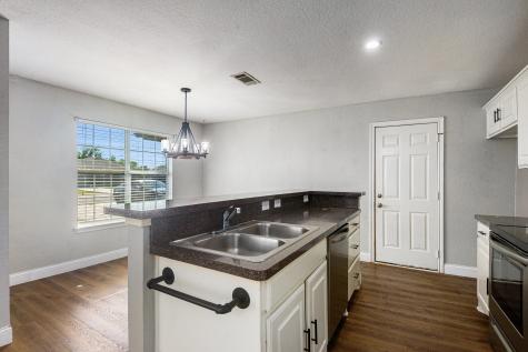 408 Mesquite Drive Rio Vista TX 76093