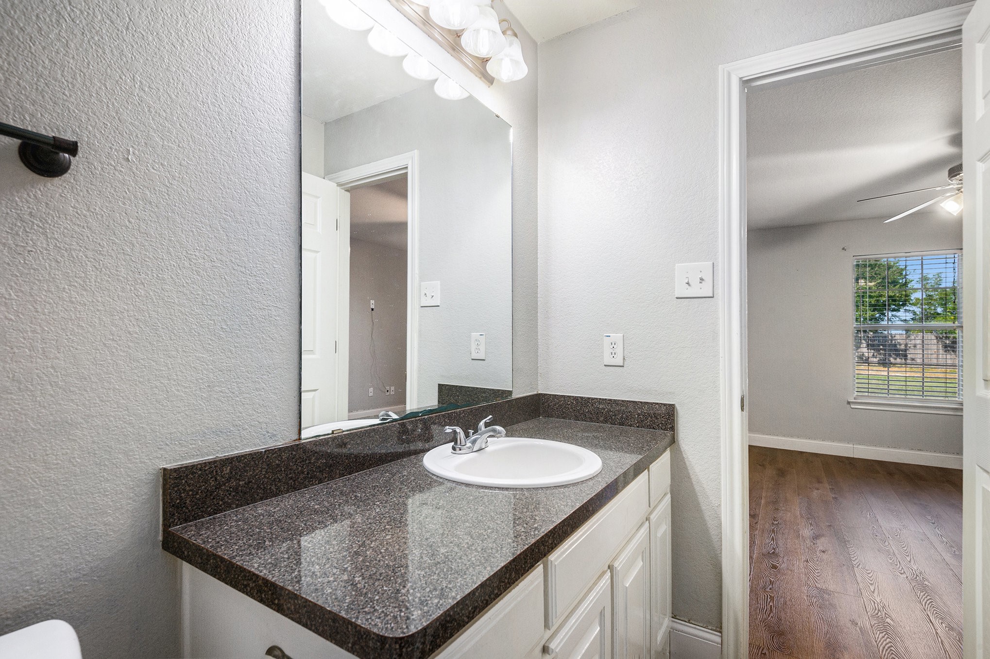 408 Mesquite Drive Rio Vista TX 76093