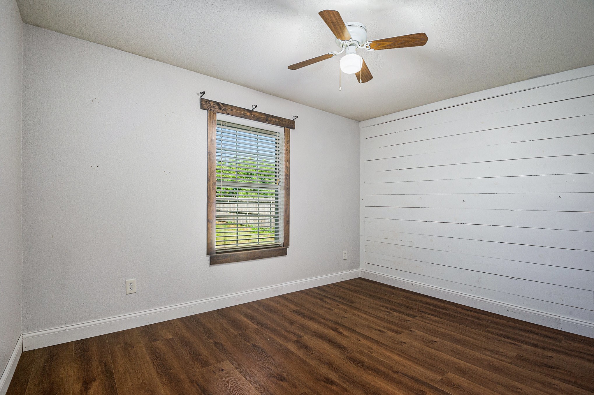 408 Mesquite Drive Rio Vista TX 76093