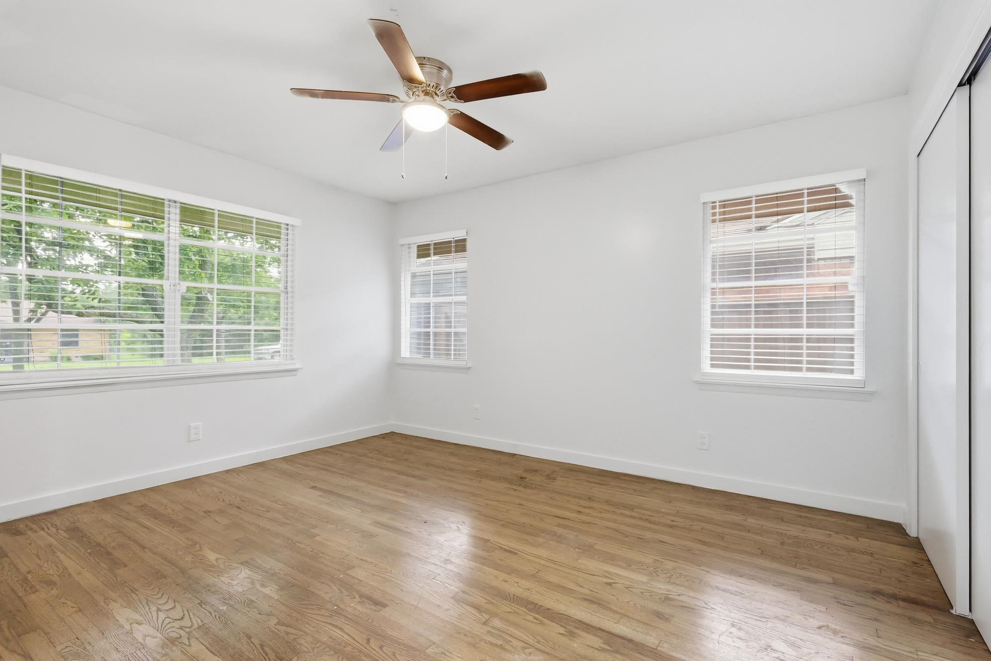 2010 Swansee Drive Dallas TX 75232