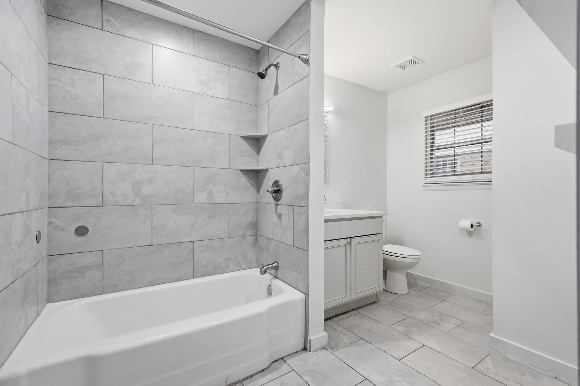 2010 Swansee Drive Dallas TX 75232