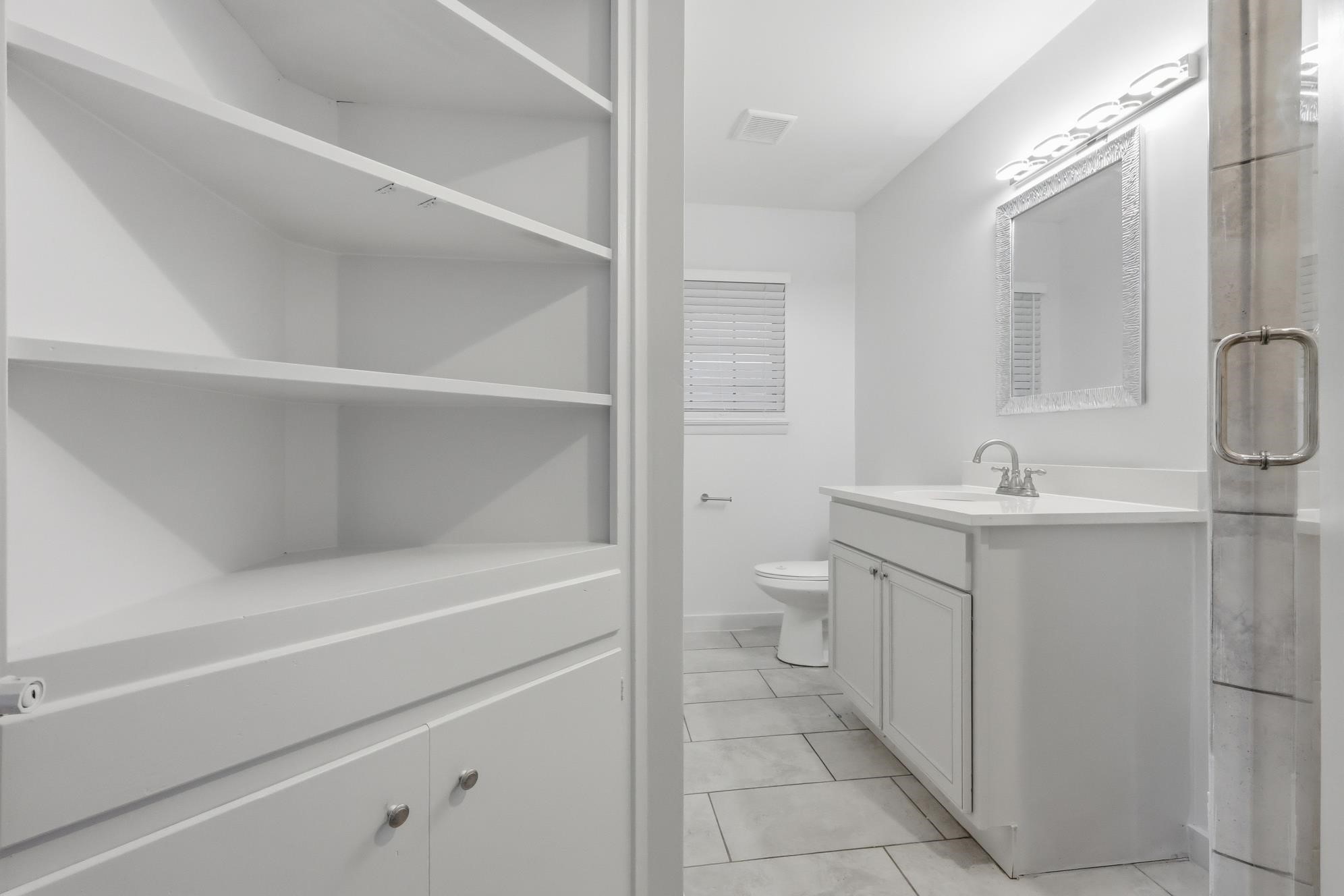 2010 Swansee Drive Dallas TX 75232