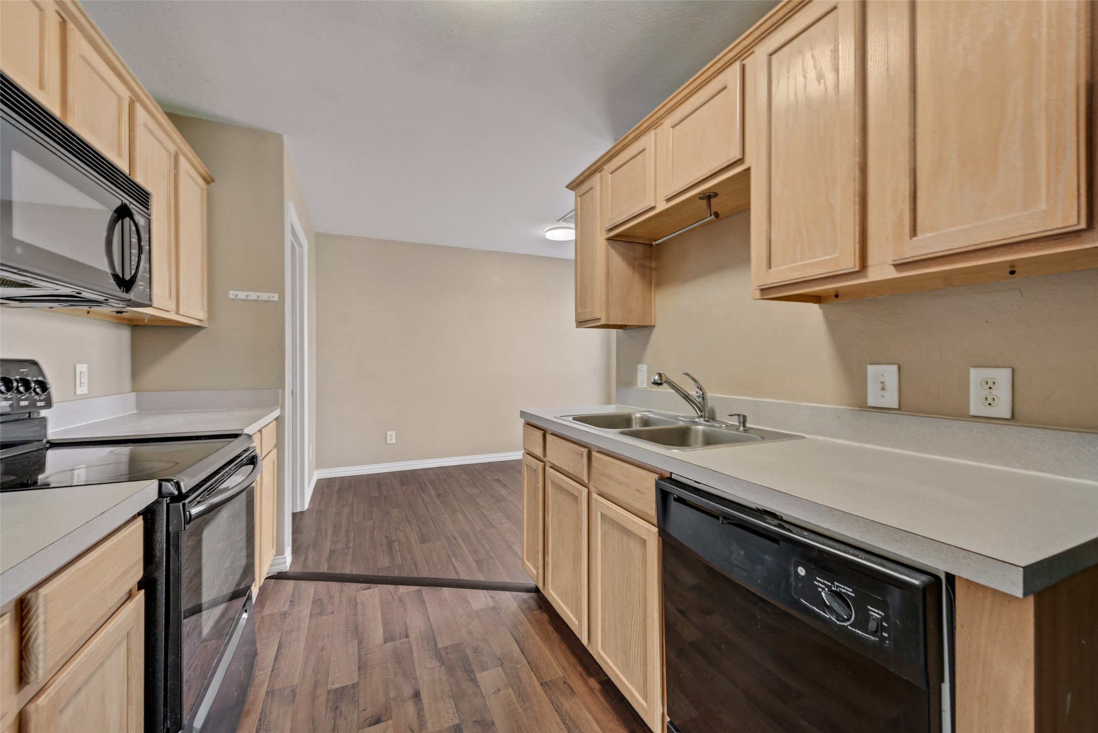 10504 Aransas Drive Fort Worth TX 76131