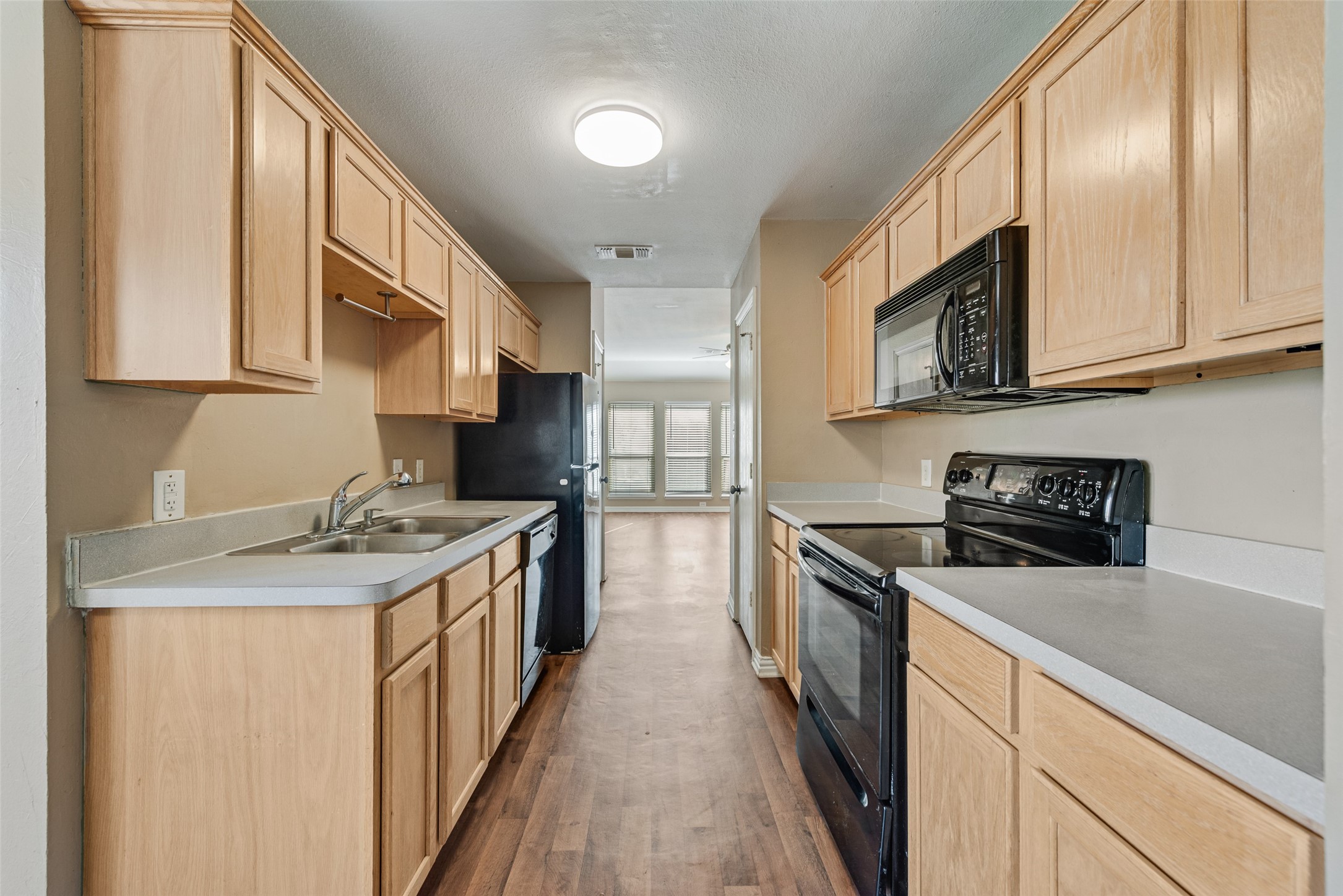 10504 Aransas Drive Fort Worth TX 76131