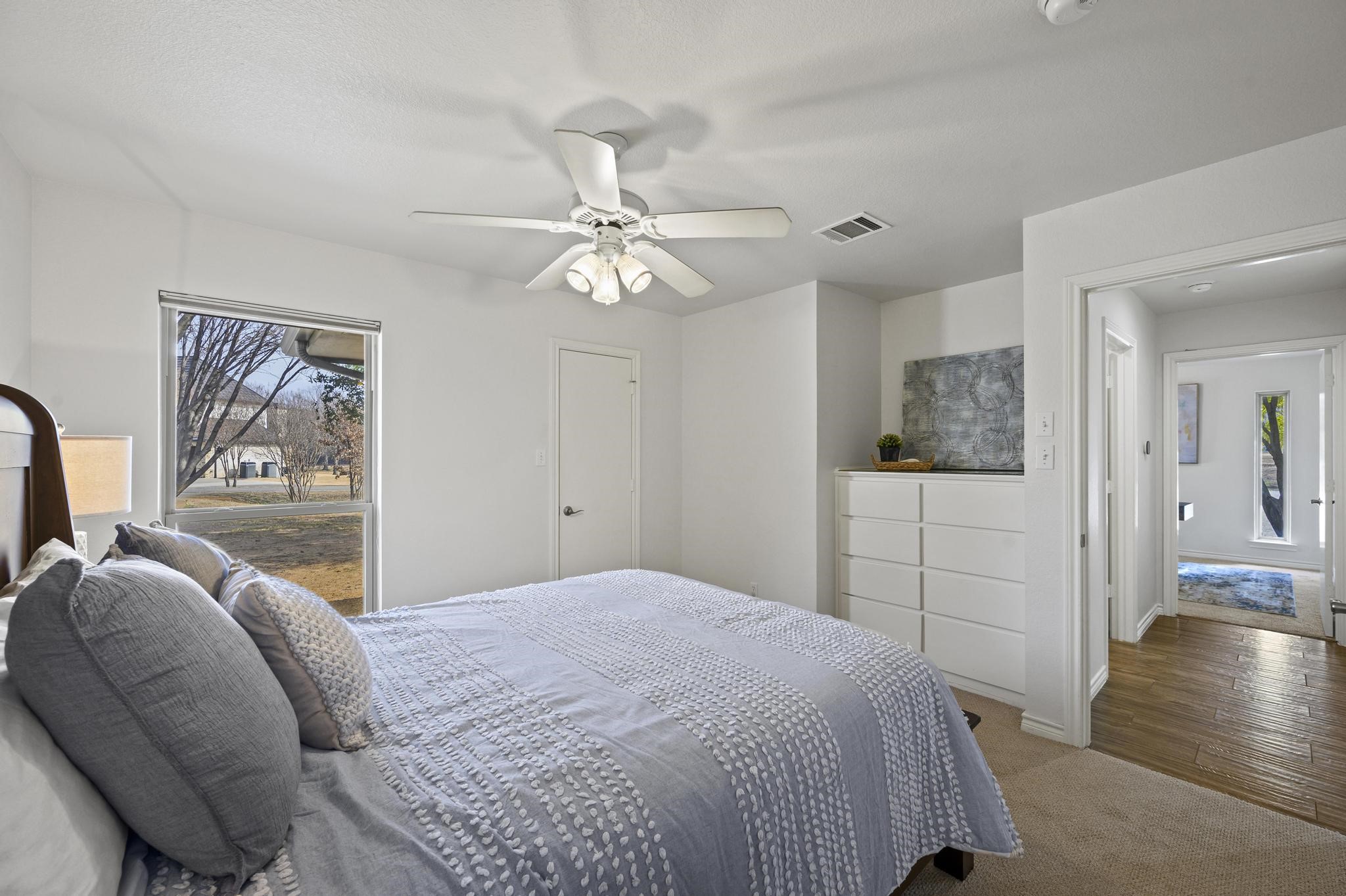 1070 Lakeview Court Copper Canyon TX 76226