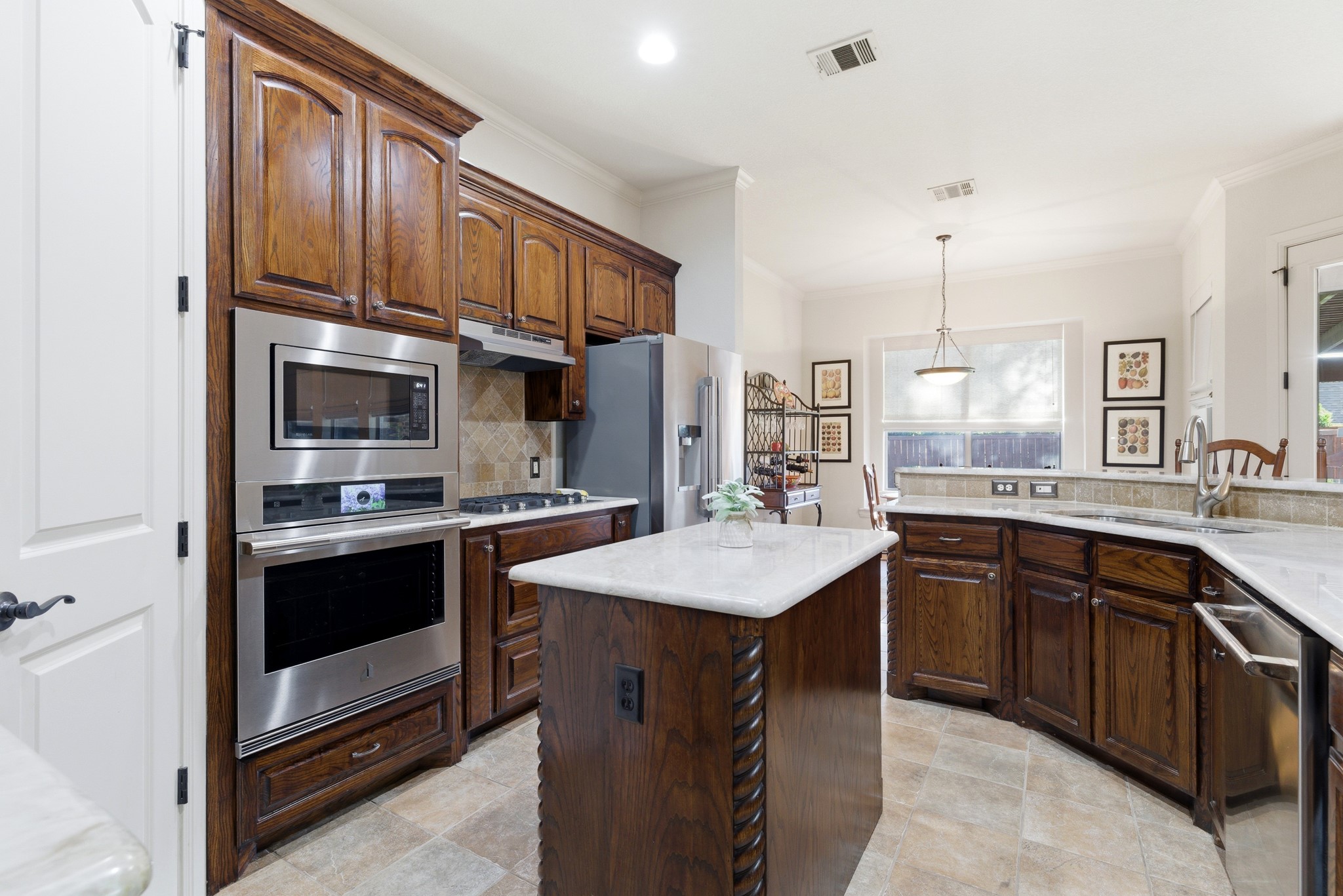 7013 Cherrybark Lane North Richland Hills TX 76182