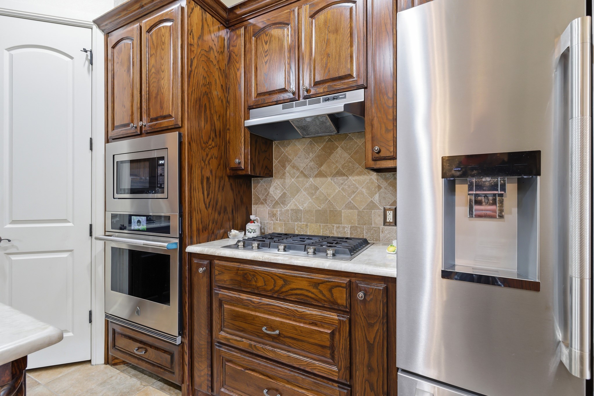 7013 Cherrybark Lane North Richland Hills TX 76182
