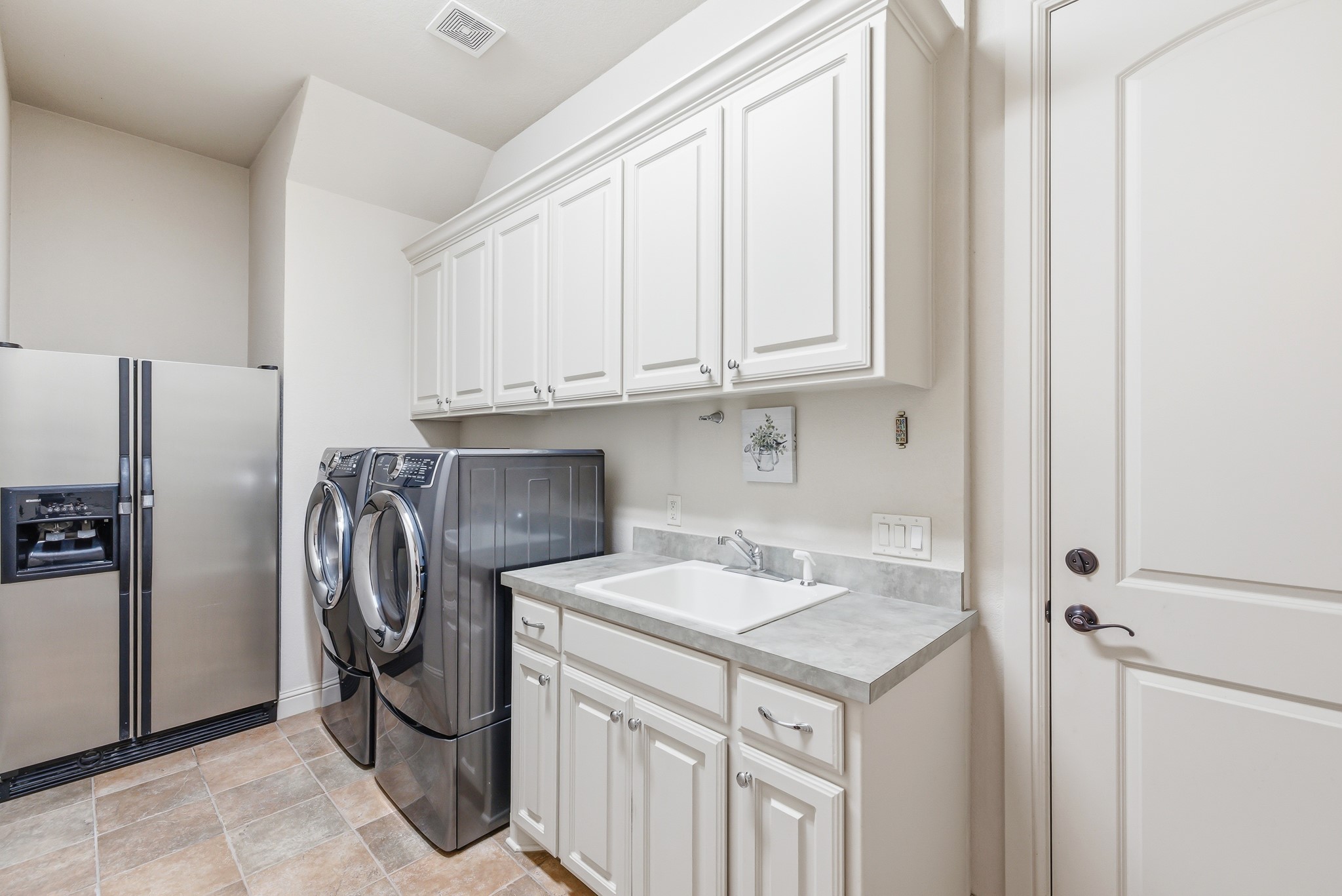 7013 Cherrybark Lane North Richland Hills TX 76182