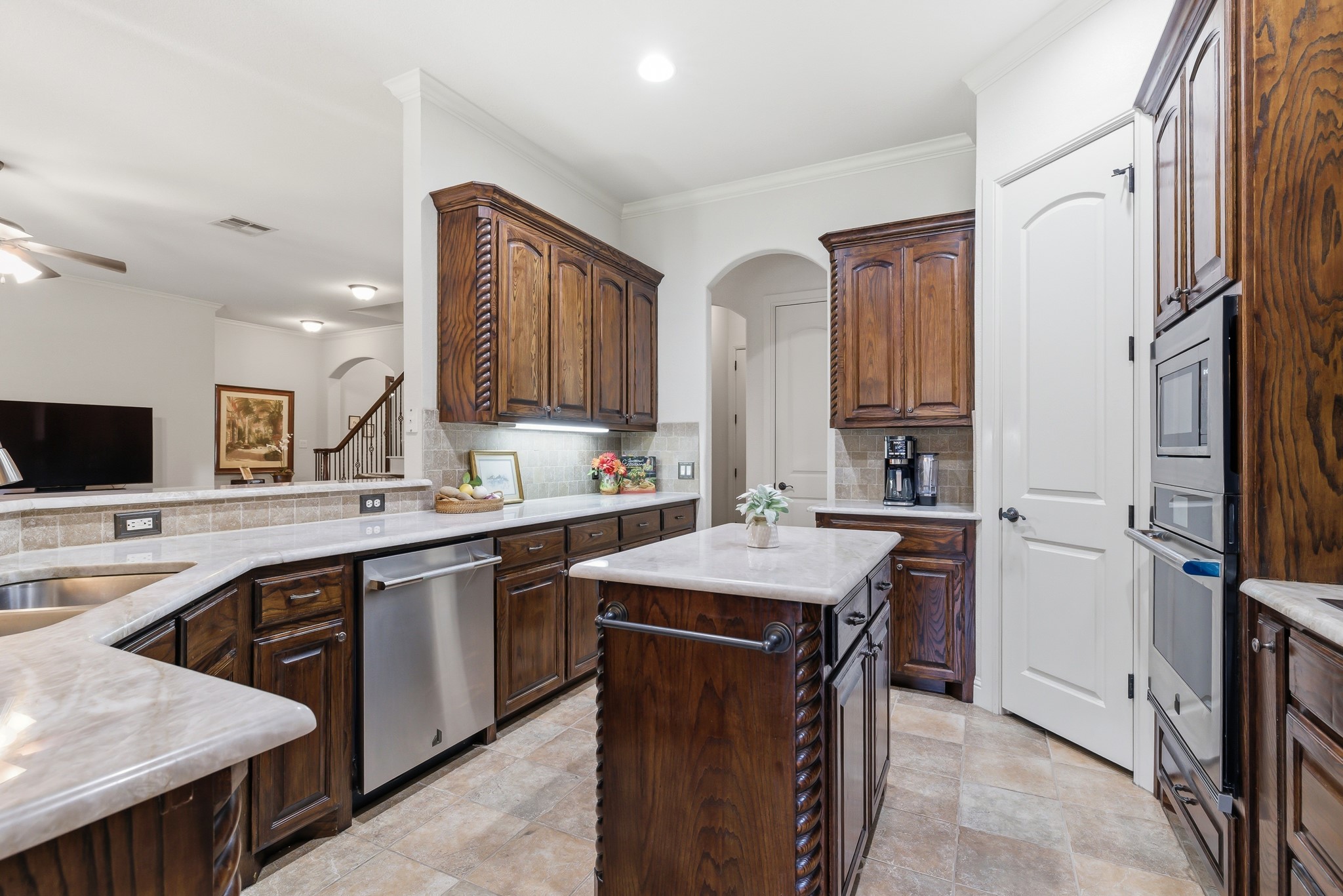 7013 Cherrybark Lane North Richland Hills TX 76182