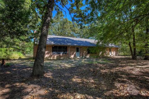 350 Rs County Road 3370 Emory TX 75440