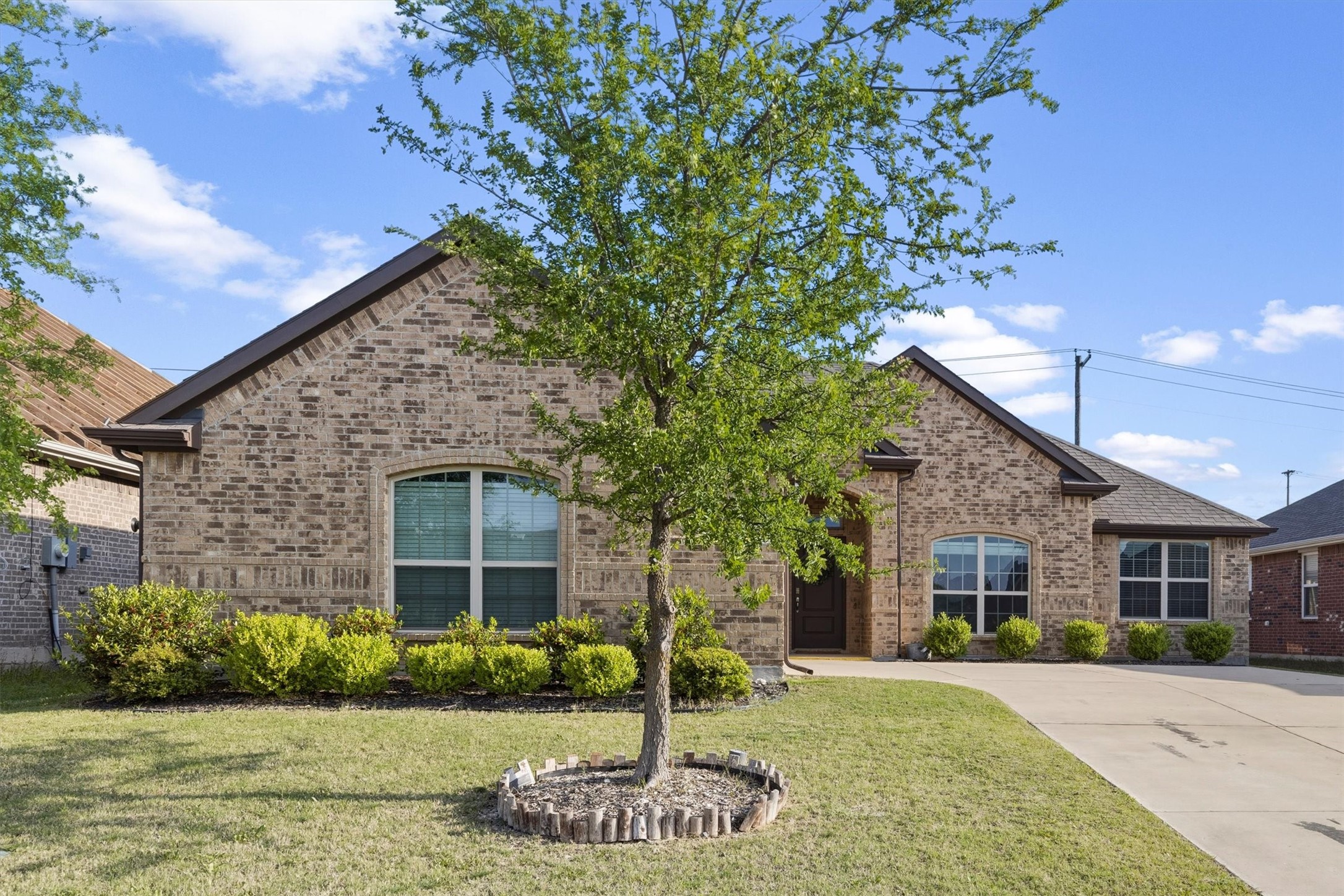 208 Hitching Post Road Red Oak TX 75154