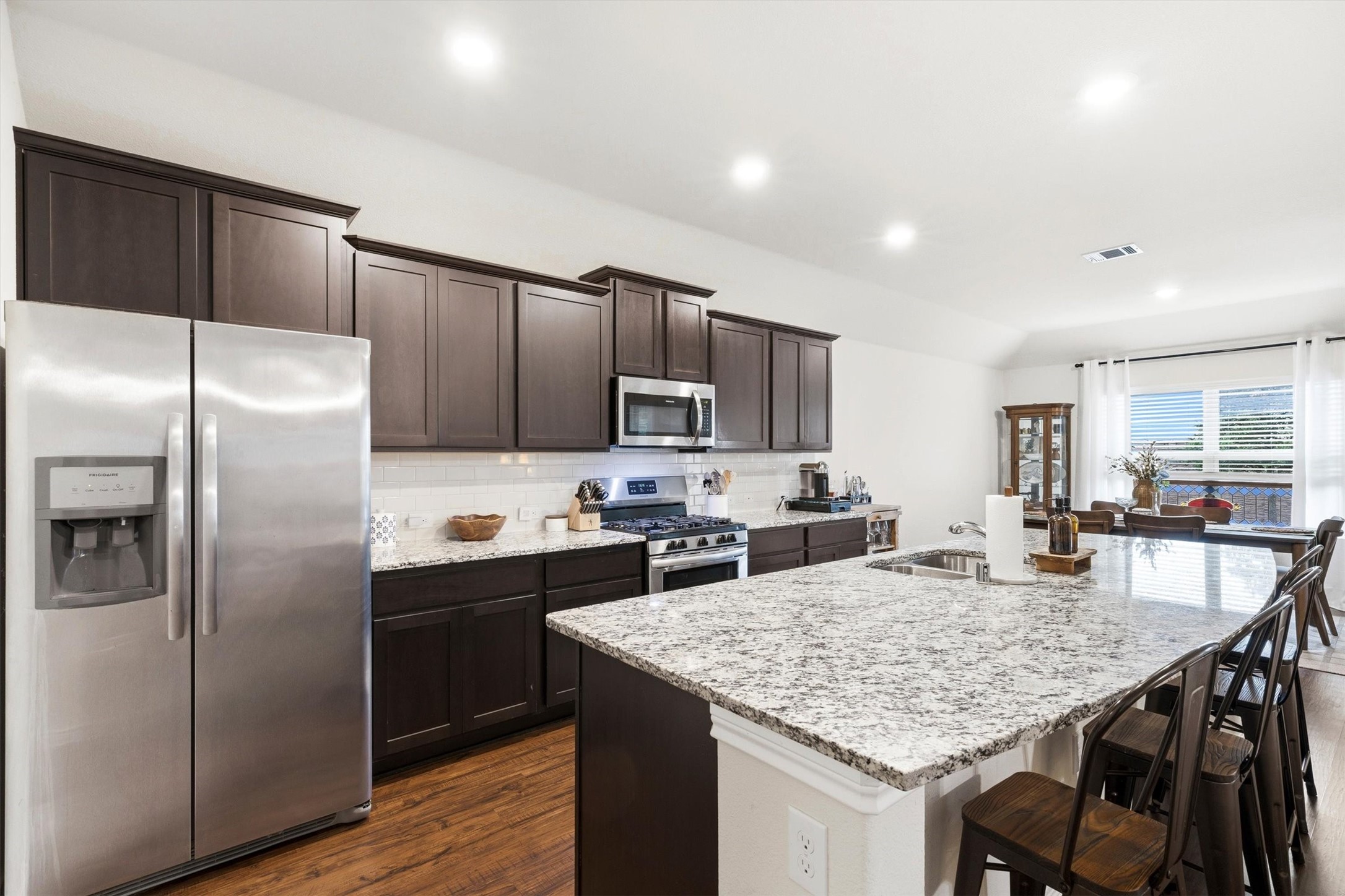 208 Hitching Post Road Red Oak TX 75154