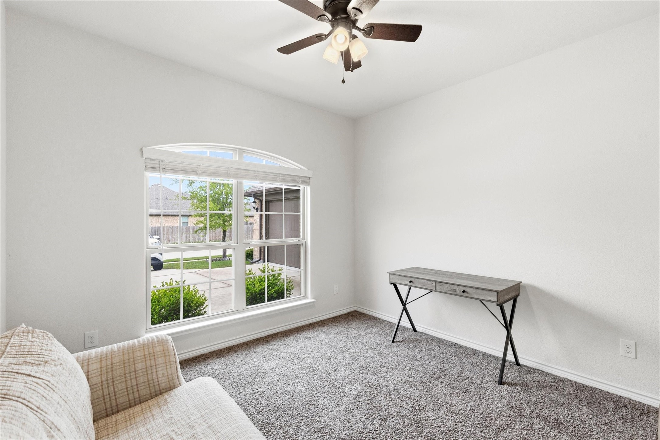 208 Hitching Post Road Red Oak TX 75154