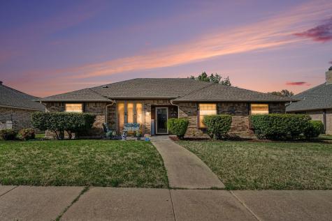 217 Faircrest Drive Garland TX 75040