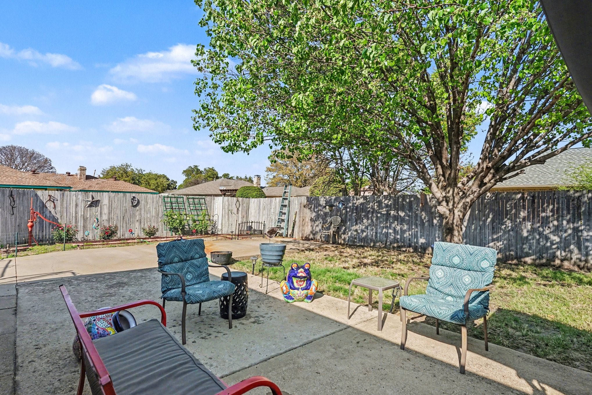 217 Faircrest Drive Garland TX 75040